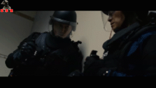 日本警视厅“SAT特殊奇袭部队”,动用4架直升机空降30人展开,夺回计划!